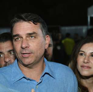 Flávio Bolsonaro (PL) registra candidatura com patrimônio de R$ 8,1 milhões, valor mais de três vezes superior ao de 2018