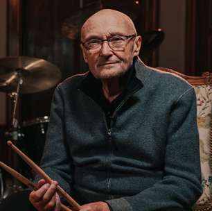 Phil Collins diz estar sóbrio há 3 anos após 'tempos sombrios' com o álcool