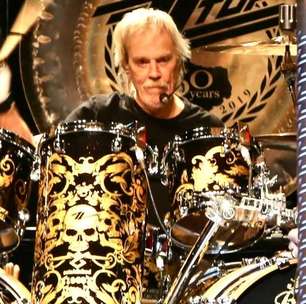 Morre Frank Beard, baterista do ZZ Top, aos 77 anos