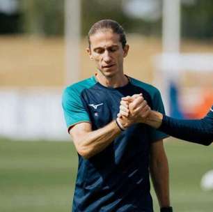 Filipe Luís estreia oficialmente pelo Monaco em duelo decisivo na Liga Conferência