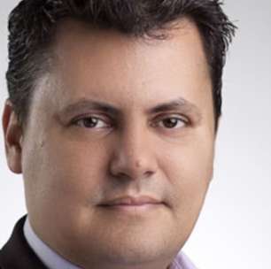 Delegado da PF suspeito de vazar dados sigilosos para empresários é alvo de operação