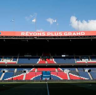 Praga de fungos obriga PSG a mudar estádio na estreia na Ligue 1