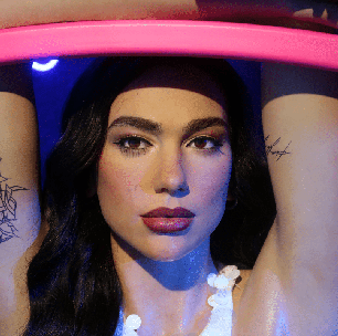 Do palco ao dia a dia: como recriar as makes icônicas de Dua Lipa