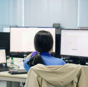 Economistas concordam: os jovens da Geração Z precisam escolher entre se tornar especialistas ou "geeks versáteis"