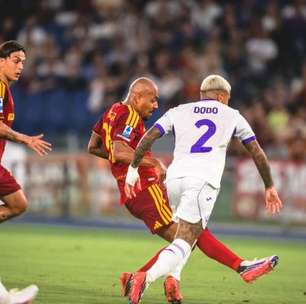 Malen e Dybala dão show, e Roma estreia com goleada na Serie A