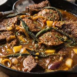 Receita fácil de ensopado de carne de segunda macio