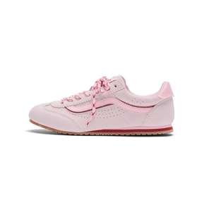 Vans Super Lowpro: coleção une retrô e balletcore com conforto