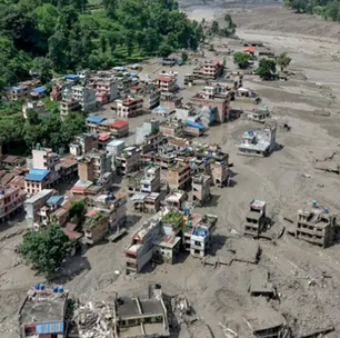 Enchentes no Nepal e no Tibete: mortes passam de 1 mil; buscas seguem por 4 mil desaparecidos