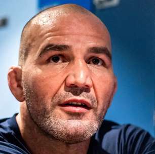 Humildade pura! Fã, Glover Teixeira exalta e destaca grandeza de Maurício Shogun: 'Maior do que eu'