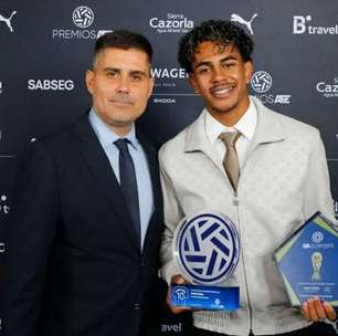 Barcelona celebra: Yamal leva prêmio de melhor do Campeonato Espanhol