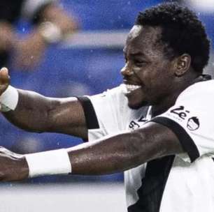 Vasco vence o Vitória novamente e avança à semifinal da Copa do Brasil