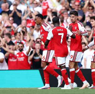 Atual campeão, Arsenal derrota Chelsea e divide ponta com o City
