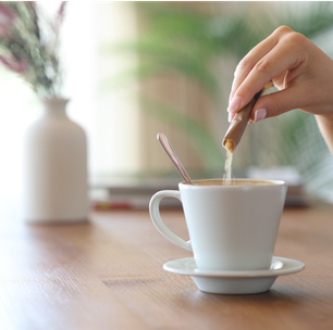O efeito invisível dos adoçantes: cientistas descobrem que sucralose e estévia mudam a microbiota e afetam a saúde de gerações futuras