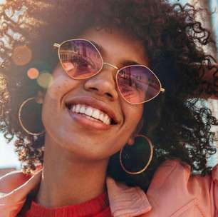 Óculos coloridos: tendências e cuidados para arrasar nos festivais