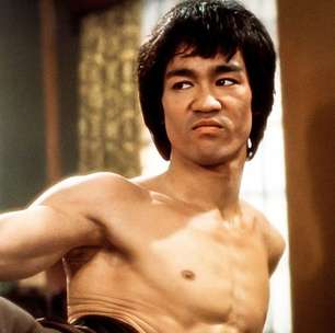 Bruce Lee: "Esperar que a vida te trate bem porque você é uma boa pessoa é como esperar que um tigre ou um leão não te ataque porque você é vegetariano."