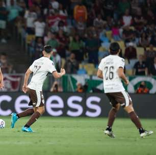 Thiago Silva expõe rotina no Fluminense: "À base de anti-inflamatório"