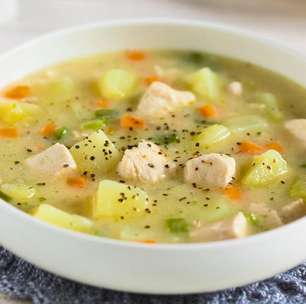 Receita de sopa cremosa de frango com mascarpone e limão-siciliano