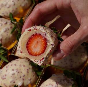 Novo hype gastronômico: Morango Cravejado conquista a internet e chega às confeitarias