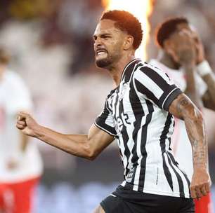 Vitinho se chateia com empate, mas aposta em reação do Botafogo
