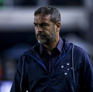 "Fomos penalizados pela primeira parte fraca que fizemos", afirma Artur Jorge após derrota para o Santos