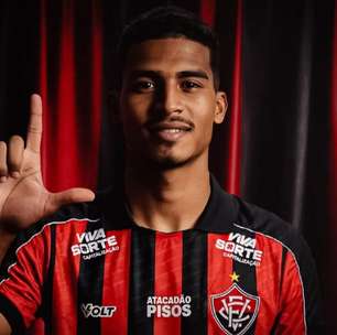 Apesar do empate, artilharia do Vitória esquenta com disputa no topo