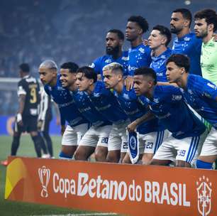 Jogador deixa treino do Cruzeiro com dores e pode ter lesão