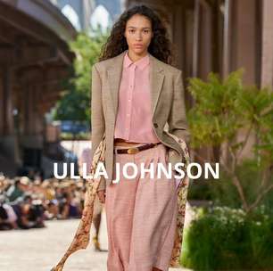 Mauria Caetano abre desfile da Ulla Johnson na NYFW