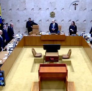 Moraes e Mendonça sentam lado a lado em julgamento em meio a crise histórica no STF; veja