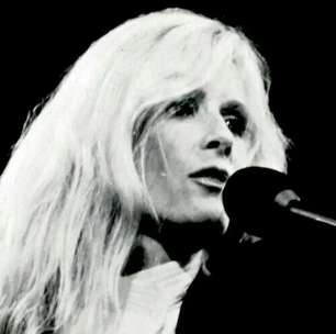 Kim Carnes revela item histórico de 'We Are the World' e conselho para guardá-lo em cofre