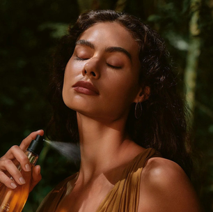 Encontrei na Natura e superou meus perfumes importados de baunilha: essas duas fragrâncias com perfil quente e encorpado tornam qualquer mulher vaidosa mais magnética em segundos