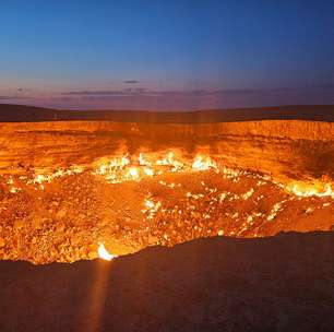 "Porta do Inferno", cratera em chamas no deserto de Caracum, surgiu muito depois do que se acreditava