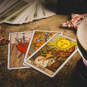 Tarot semanal: previsão para os signos de 05 a 11 de outubro de 2026