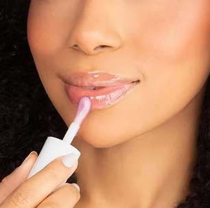Lip Oil Frozen Grape da Vizzela: hidratação refrescante e parceria com Corinthians