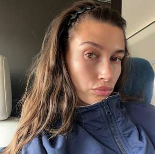 Tiara zigue-zague dos anos 1990 volta com força na moda atual