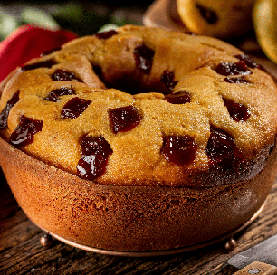 Tem goiabada em casa: aprenda a fazer esse bolo fofinho de liquidificador para o lanche da tarde
