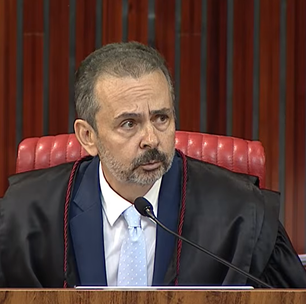 PGE critica imprensa por assinatura de advogado de Garotinho em parecer a favor de desistência: 'Vassalos da desinformação'