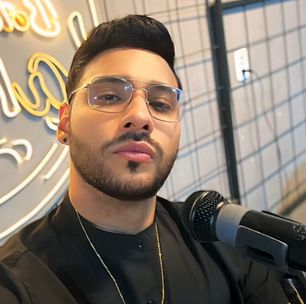 Suspeito de matar cantor sertanejo Alan Tons e companheira se apresenta à polícia no DF