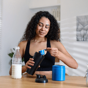 Shakes e suplementos no lugar da comida? Conheça os riscos dessa substituição