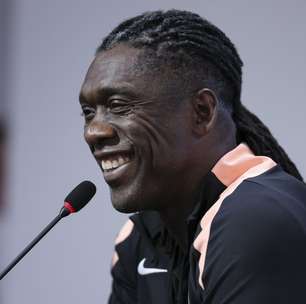 Seedorf deixa cargo na Federação Holandesa para assumir o Corinthians; entenda