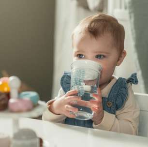 Cuidados essenciais para proteger bebês no calor do verão