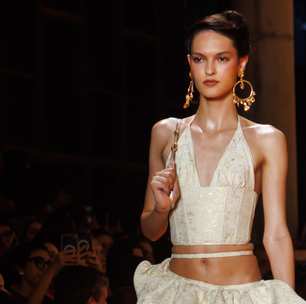 1ª modelo trans a ser recordista de desfiles, em 2025, Liya Santos desfila para 10 grifes no SPFW N61 : 'o céu é o limite'