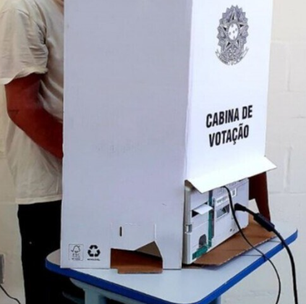 Presos podem votar? Entenda o que diz a lei após discussão entre Lula e Flávio em debate da Band