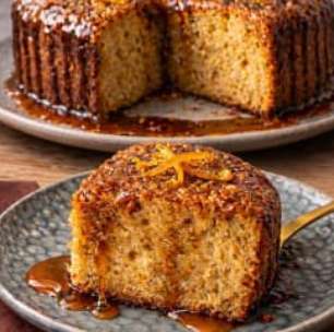 Bolo de laranja é bom, com calda de caramelo é melhor