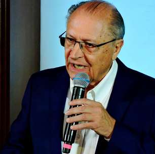 Alckmin confirma Lula em debate da Globo e sugere checagem em tempo real por causa de Flávio