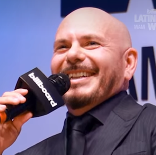 Pitbull anuncia que virá ao Brasil para show em fevereiro de 2027