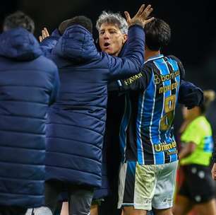 "Tão deixando o Grêmio chegar": Renato manda recado à torcida após vitória