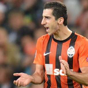 Mkhitaryan balança rede contra o Tavria e ensaia uma goleada