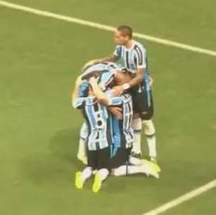 Gaúcho 2015: veja os gols de Grêmio 2 x 0 Lajeadense