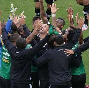 Veja os gols de Vasco 2 x 0 Atlético-PR pelo Brasileiro