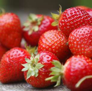 Confira 5 alimentos que clareiam os dentes